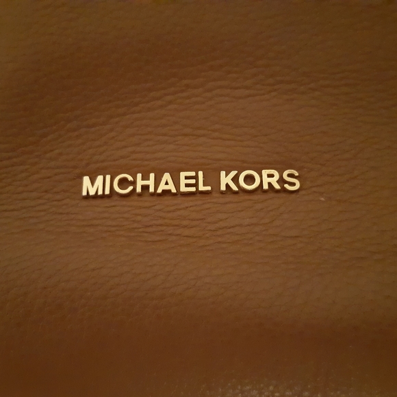 Michael Kors handbag - Picture 2 of 5